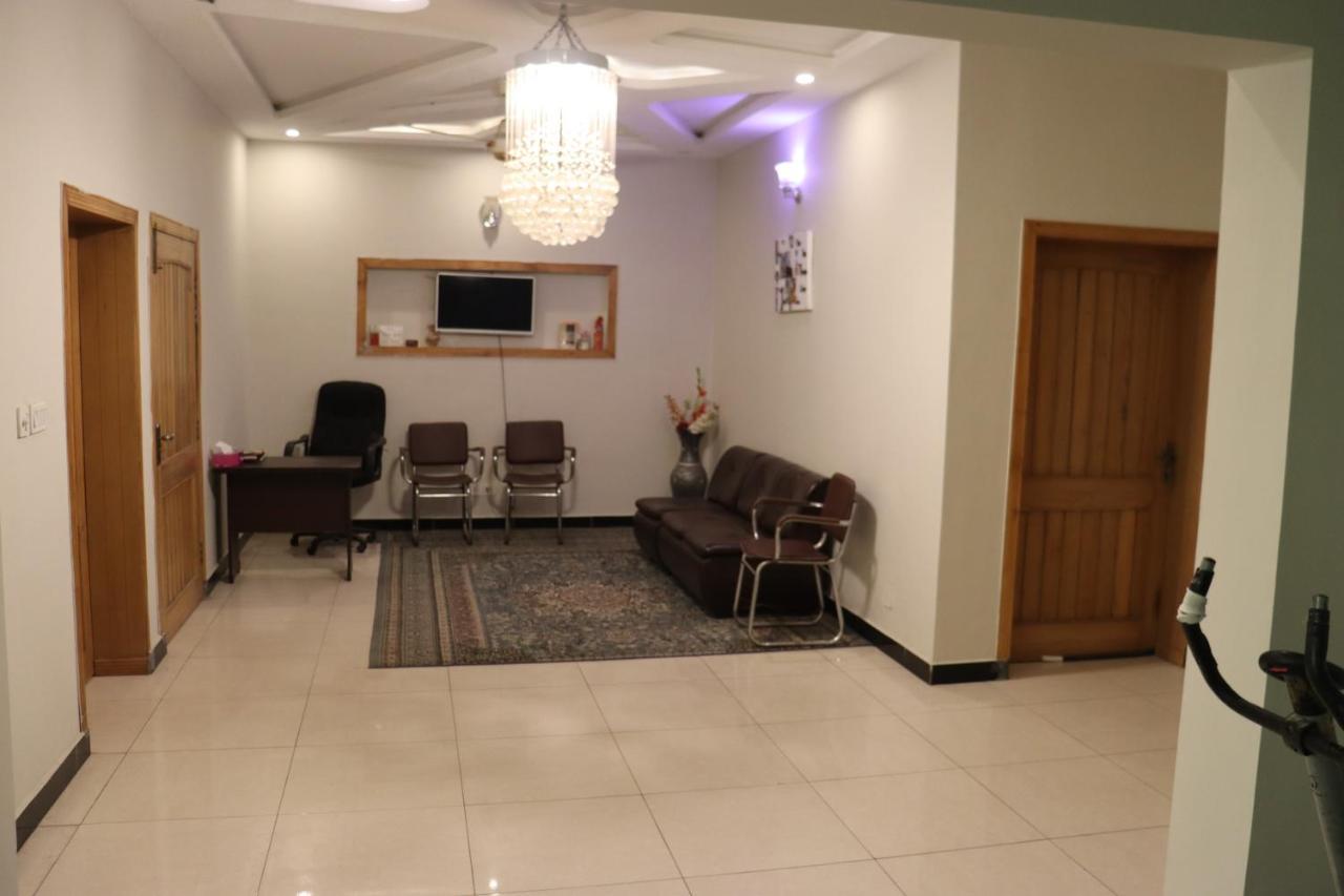 N N Guests Palace Islamabad Exterior foto
